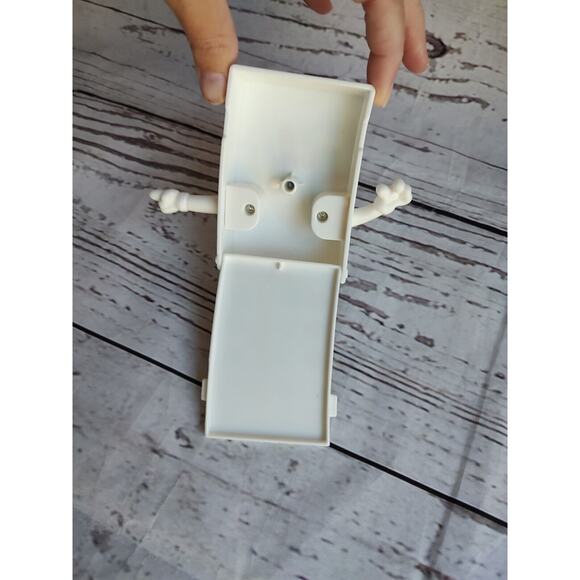 2020 HASBRO GAMING FINGER TWISTER GAME McDONALDS HAPPY MEAL TOY #7 used - Picture 3 of 5